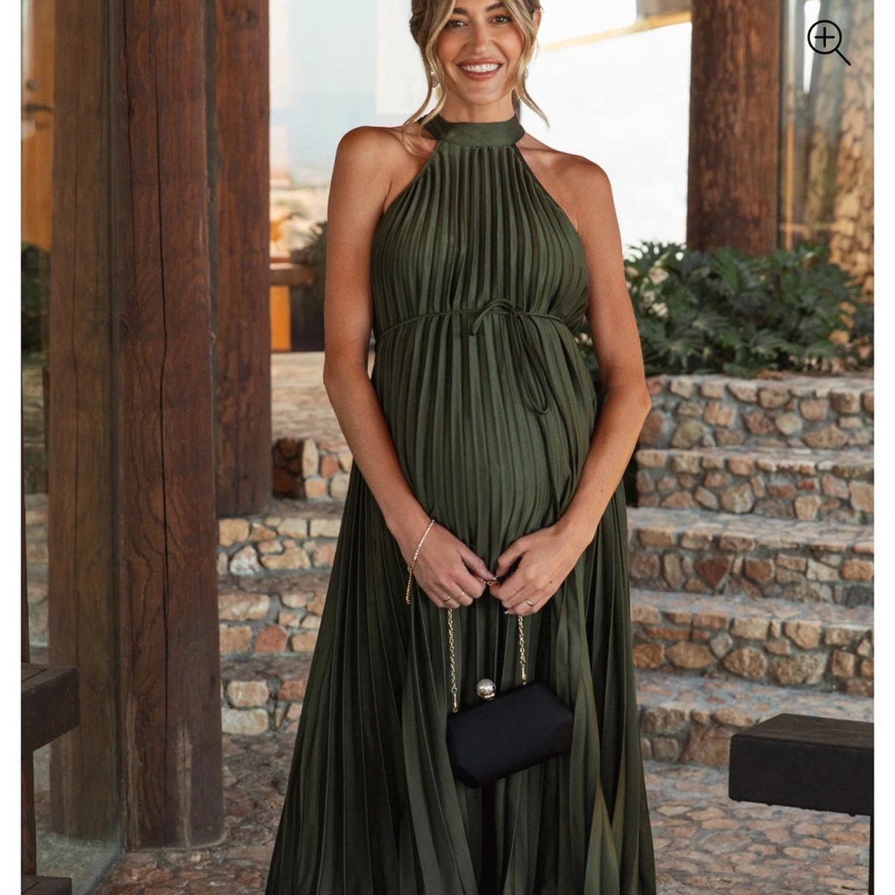Elegant Olive Green Pleated Maxi Dress